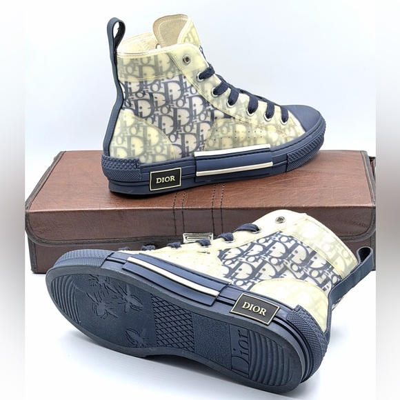 AUTHENTIC - Dior Oblique B23 High Top Logo Sneaker - Picture 5 of 11